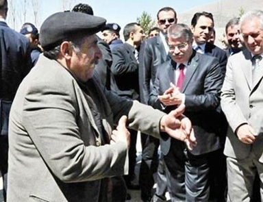 Bakandan iş isteyecektim