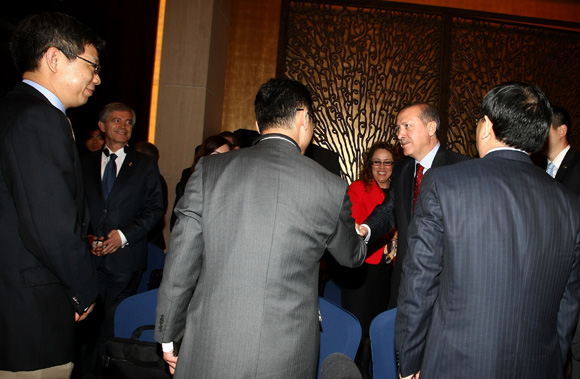 Erdoğan, Çinli CEOları yatırıma çağırdı