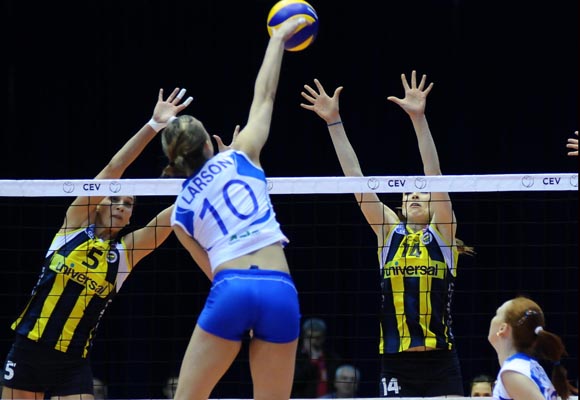 Fenerbahçe finalde