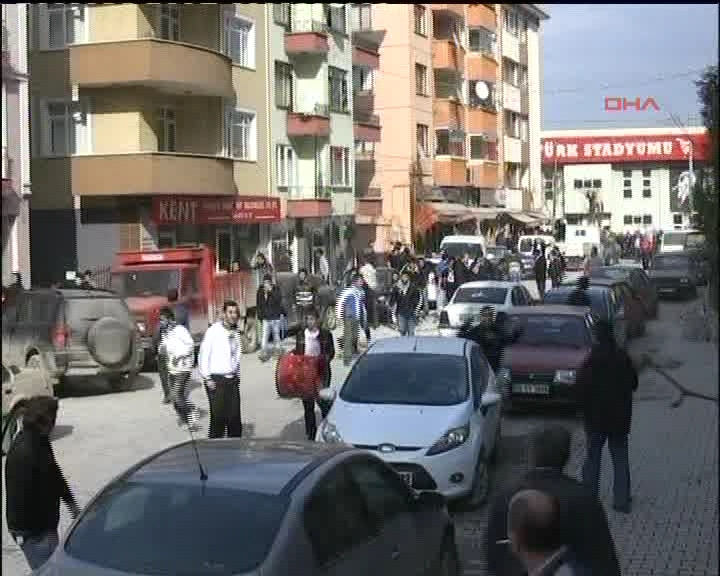 Boluspor ve BJK taraftarları birbirine girdi