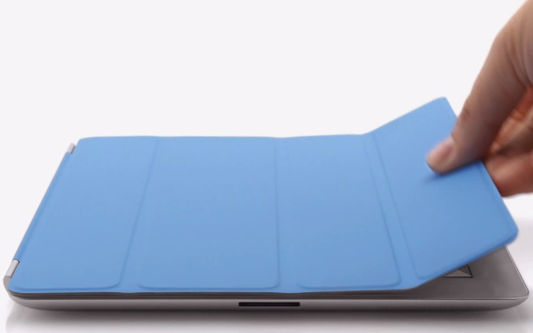 Yeni iPadlerde smart cover sorunu