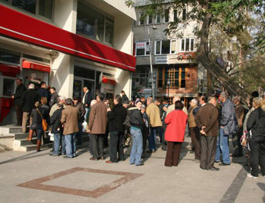 Emekli zammına Gülden onay