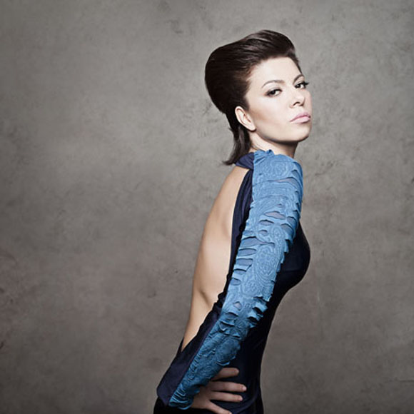 Özge Fışkın İKSV Salonda