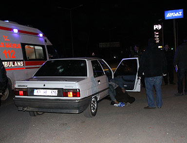 Siverekte silahlı saldırı: 2 ölü