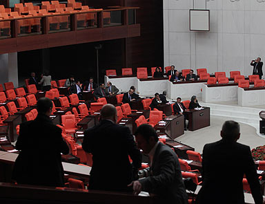 Çek Yasası bu hafta Mecliste