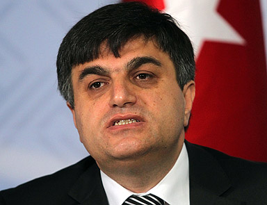 YÖK Başkanı YÖKü eleştirdi