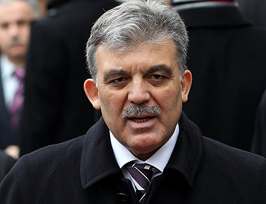 Gülden yılbaşı mesajı: 2012 zor bir yıl olacak