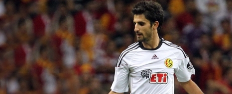 Alper Potuk yarı fiyatına gitti