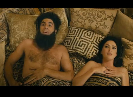 Kaddafi ve Saddamla dalga geçecek