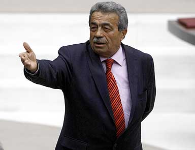 Kamer Gençten şaşırtan sözler