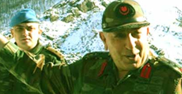 Tümgeneral Bakıcı firar etti