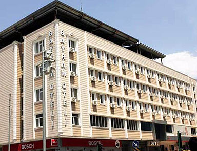 İşte depremde yıkılan Bayram Otel...