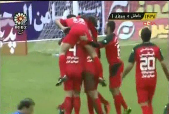 İran Futbol Liginde uygunsuz hareketler