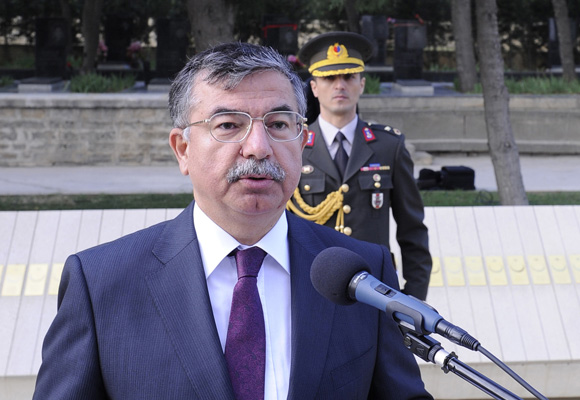 Yılmaz: Benim bildiğim, Başbakanın imzası yok