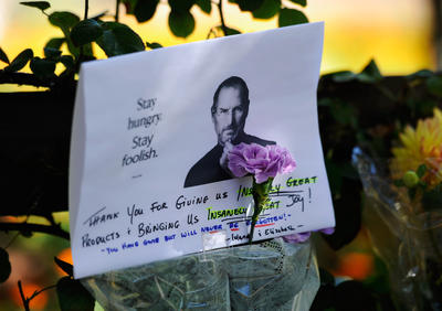 Steve Jobsun ölüm nedeni belli oldu