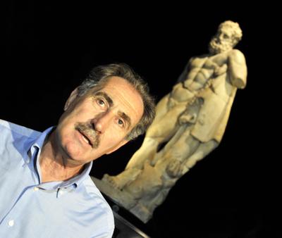 Yorgun Herakles tek vücut oldu