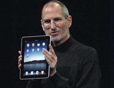 Steve Jobs hayatını kaybetti