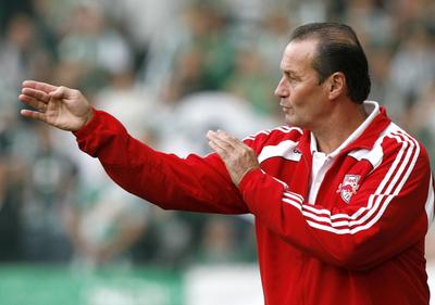 Schalke 04 teknik direktörünü buldu