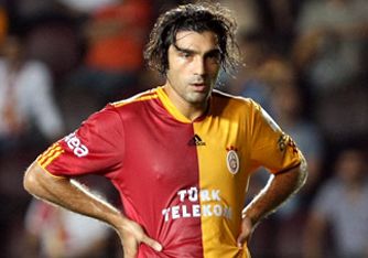 Mustafa Sarp ile yollar ayrıldı