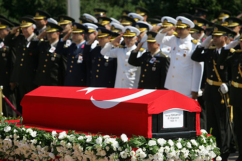 Necip Torumtay törenle uğurlandı
