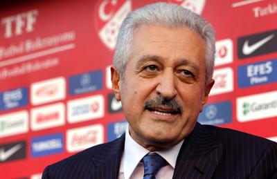 UEFA 8 yıl cezayla tehdit etti