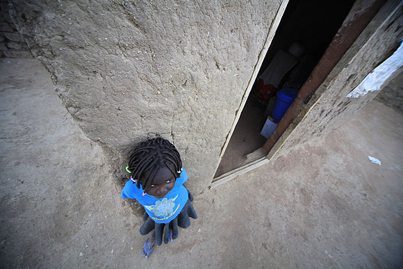 Minibüsler 1 gün Afrika için çalışacak