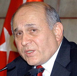 Kuzudan kadınlara oje moje uyarısı
