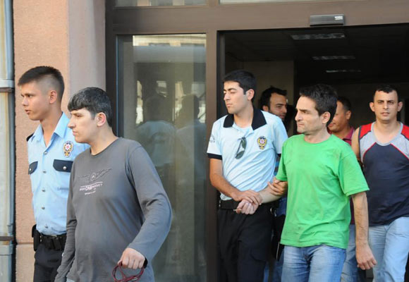 Zeytinburnu olayları için 43 gözaltı