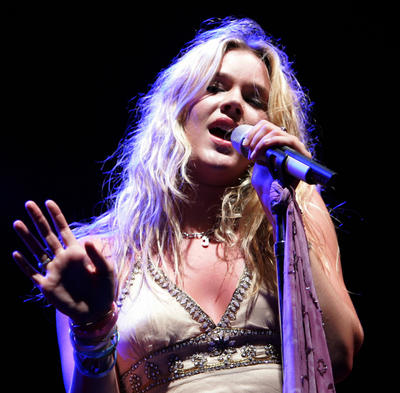 Grammyli Joss Stonedan İstanbul konseri