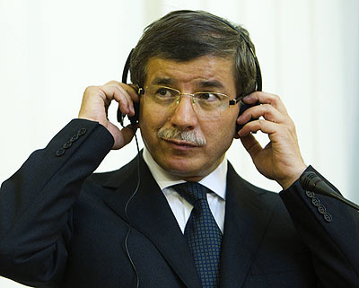 Davutoğlu: Türkiye-AB ilişkileri donabilir
