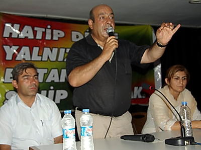 Kaplan: 5 arkadaşımız rehine durumunda