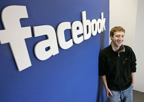 Zuckerbergin arkadaşları davadan vazgeçti