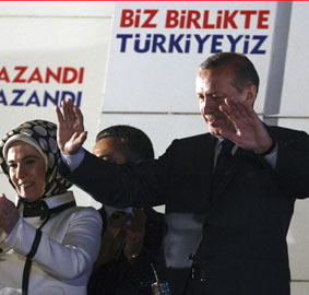 Balkon konuşması: Bir güç gösterisi