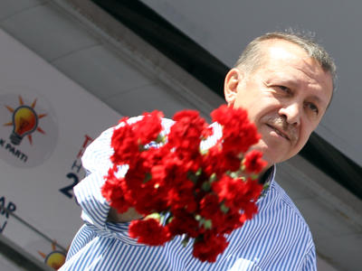 Başbakana kimyasal koruma