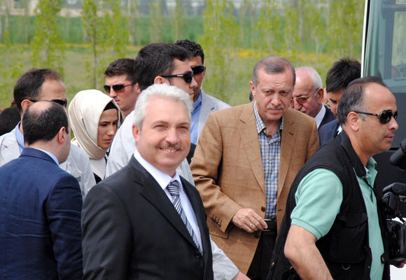 Erdoğanın korumaları kaza yaptı