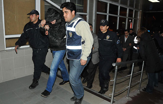 Sivastaki suç örgütü operasyonu: 13 tutuklu