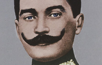 Atatürk Bıyıklı Diktatörler listesinde
