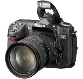 Nikon da deprem mağduru...