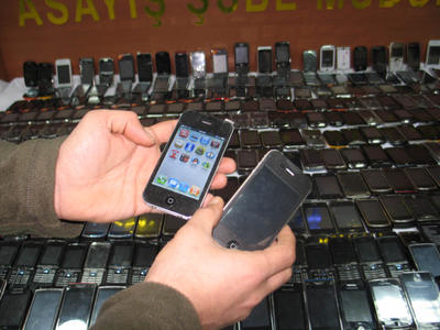 35 bin kaçak telefonu klonlamışlar