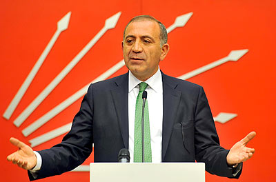 CHP binasında sinyal bozucu iddiası