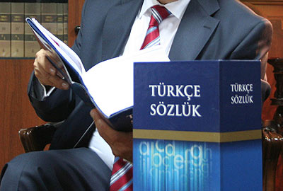 TDK kadın atasözlerine el attı