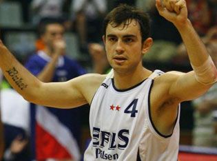 Ender: Efesten ayrılmak istiyorum