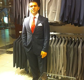 Gençler de Versace ve Armani giyecek