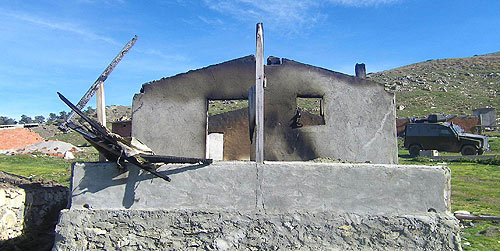 Tokat Almusta 54 yayla evi kundaklandı