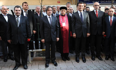 Sinagog saldırısında ölenler anıldı