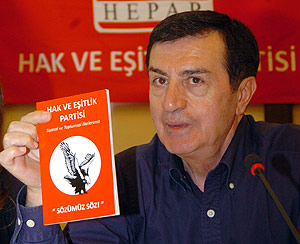 Osman Pamukoğlu partisinin oy oranını açıkladı