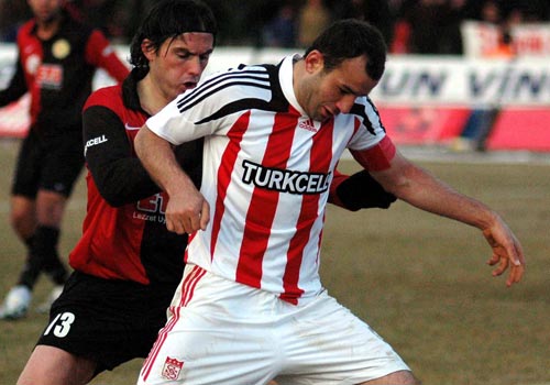 Yıldız: Feneri yenersek saf dışı bırakırız