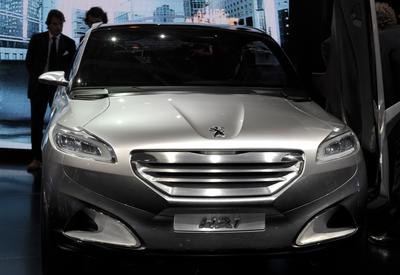 Peugeotdan şehirli HR1