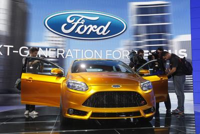 Ford Focus tam takım Pariste
