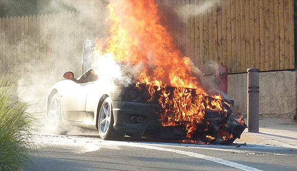 11inci Ferrari de böyle yandı